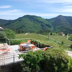 https://la-petite-cour-verte.hotels-rhonealpes.com
