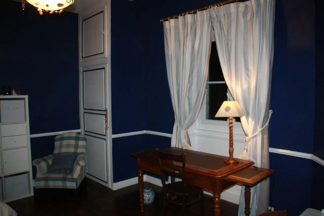 La Maison Bleue Rennes Guest house